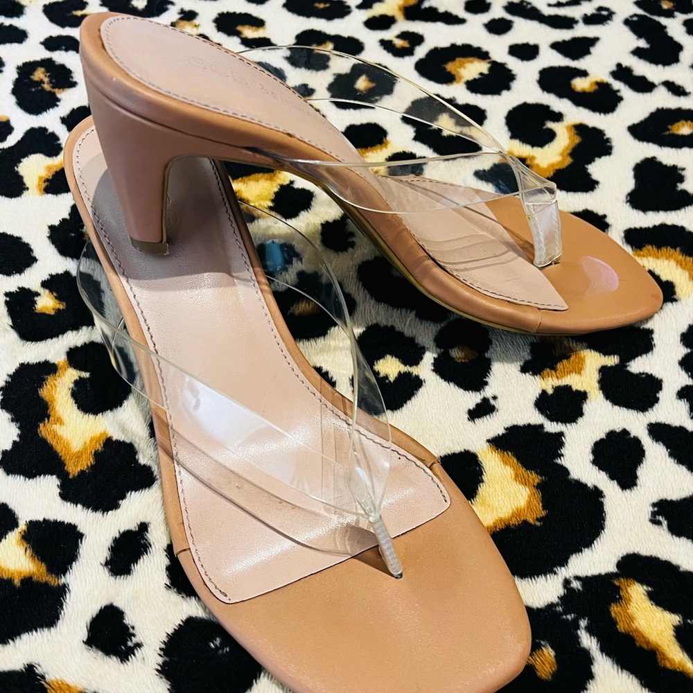 BCBG Clear Heeled Sandals
Size 6